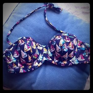 New Halter Victoria's Secret Bikini top 32A strapl